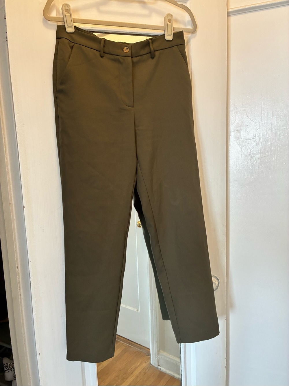 Walter Baker Olive Tone Women’s Dress Pants